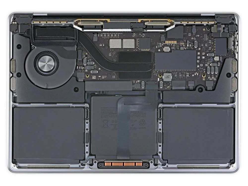 iFixIt smonta i MacBook con chip M1 7 IFixIt MacBook M1 7