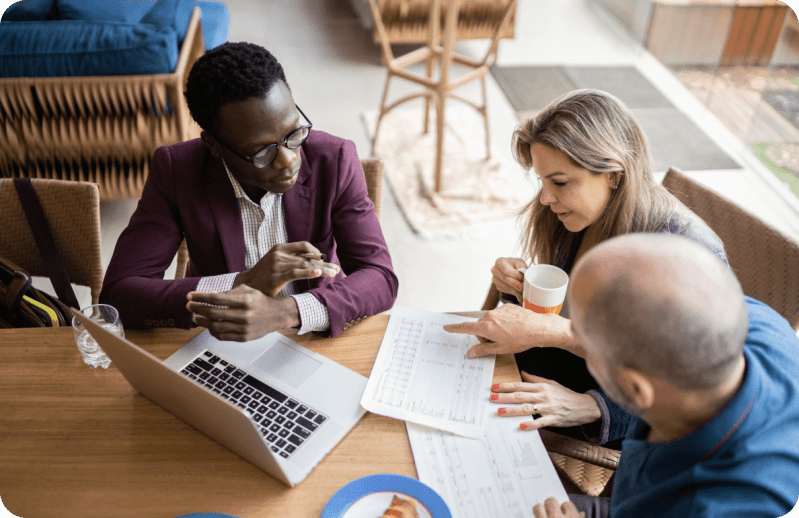 Mendix Lowcode Digitaltransformation Banking Insurance - Premium Vintage Background Gallery - 4K