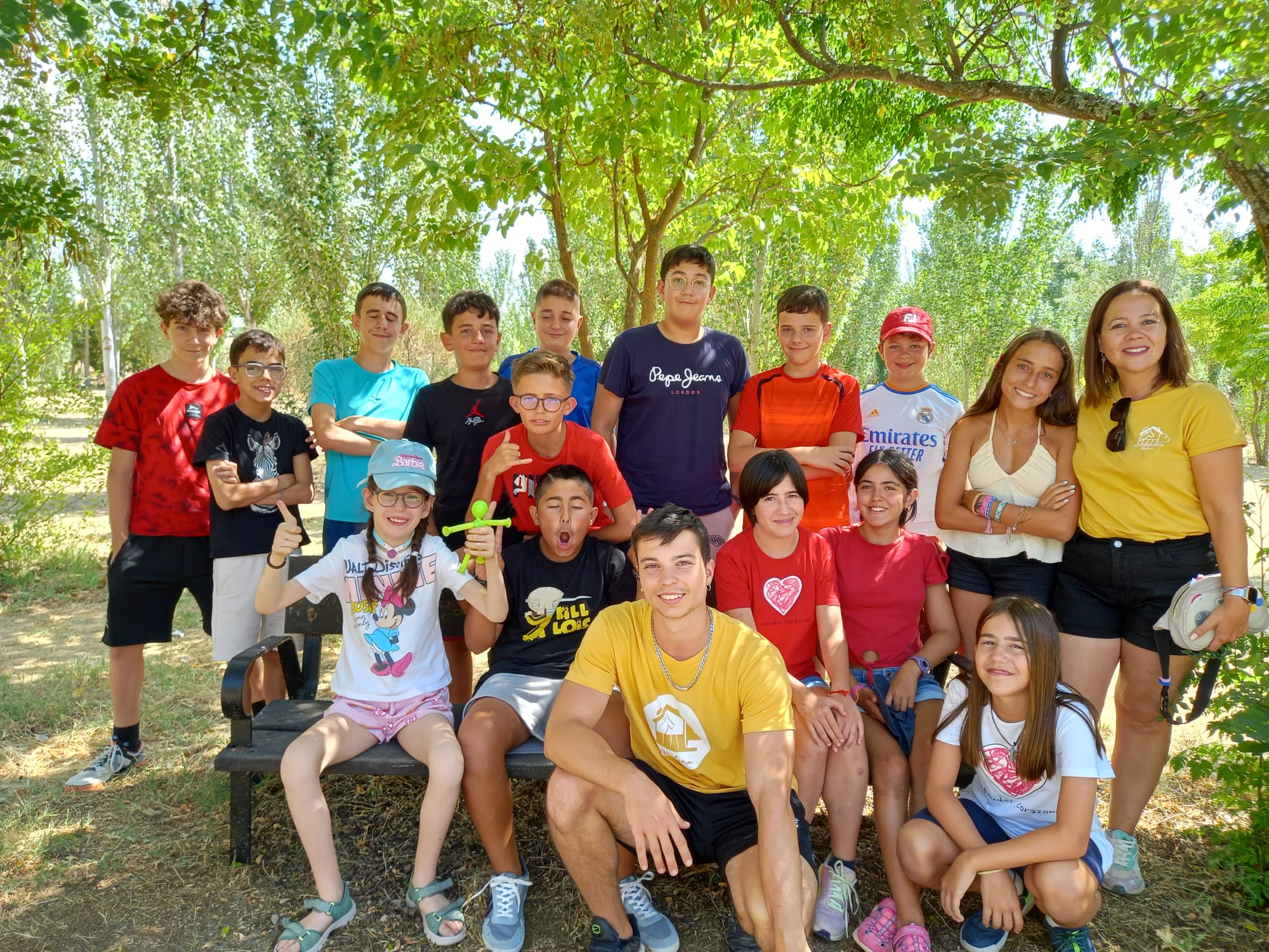 GRUPO MAYORES