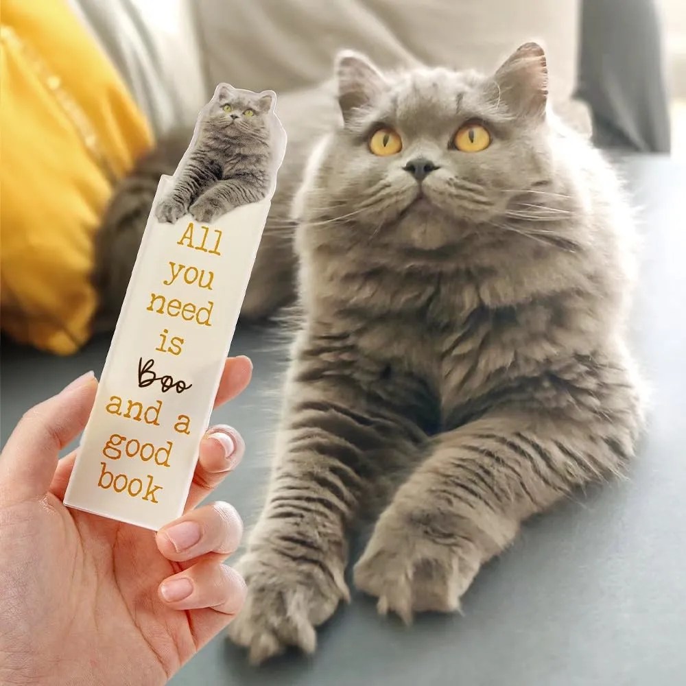 make a cat bookmark for book lovers