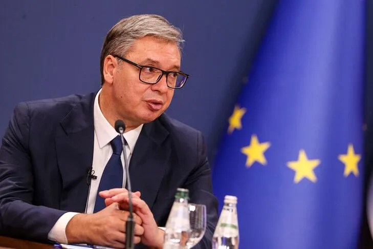 Vuçiq  Lufta e Tretë Botërore është e pashmangshme për shkak të armatosjes së përshpejtuar të Evropës