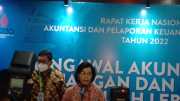 Menkeu Beri Gubernur Papua Penghargaan