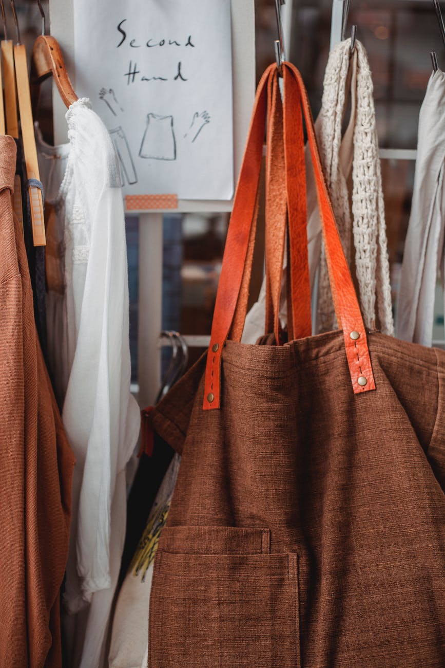 6 tiendas que dan vales por ropa usada y te ayudarán a ahorrar - Moda,  Tendencias y Economía Circular · Micolet