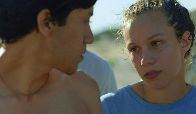 Estrenos online: crítica de «Los tiburones», de Lucía Garibaldi (Puentes de Cine)