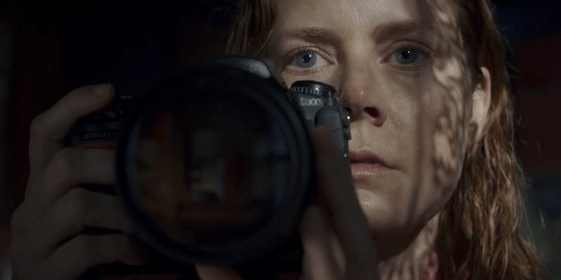 Estrenos online: crítica de «La mujer en la ventana», de Joe Wright (Netflix)