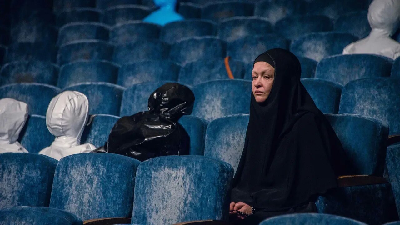 Festival Olhar de Cinema 2021: críticas de «Brother’s Keeper», «Conference» y «Rock Bottom Riser»