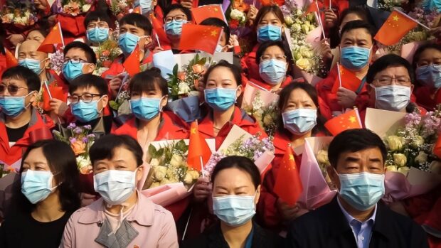 Estrenos online: crítica de «In the Same Breath», de Nanfu Wang (HBO Max)