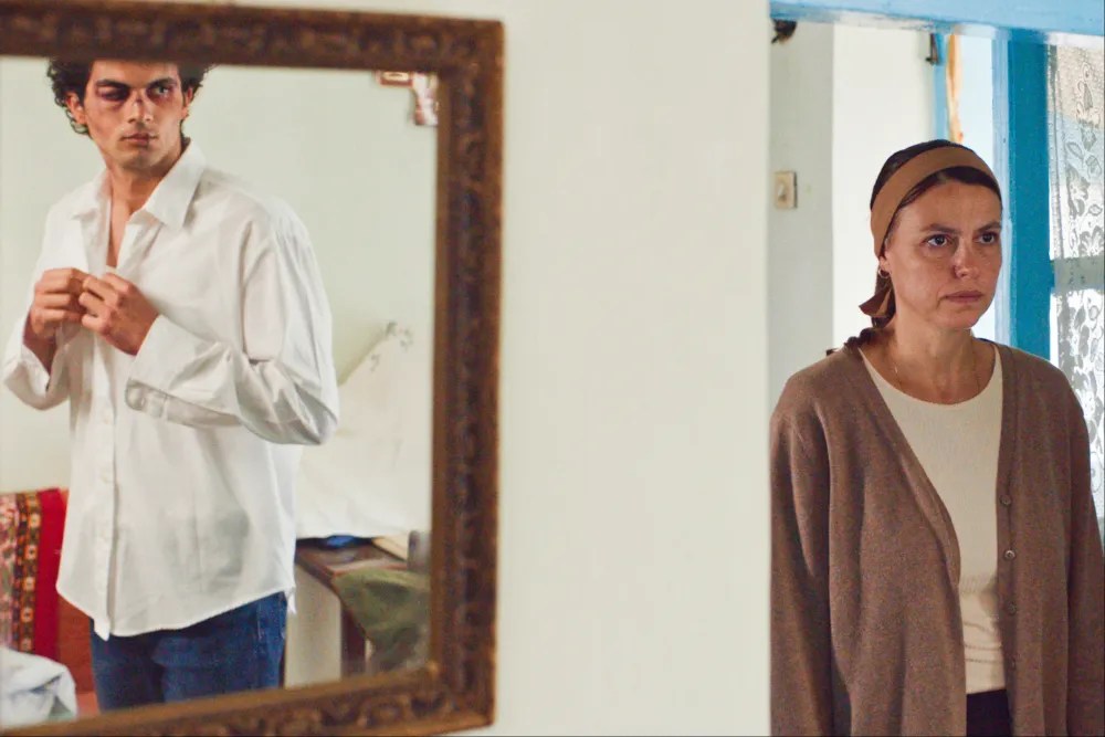 Encuentro de Cine Europeo: crítica de «Tres kilómetros al fin del mundo» («Trei kilometri pana la capatul lumii»), de Emanuel Parvu