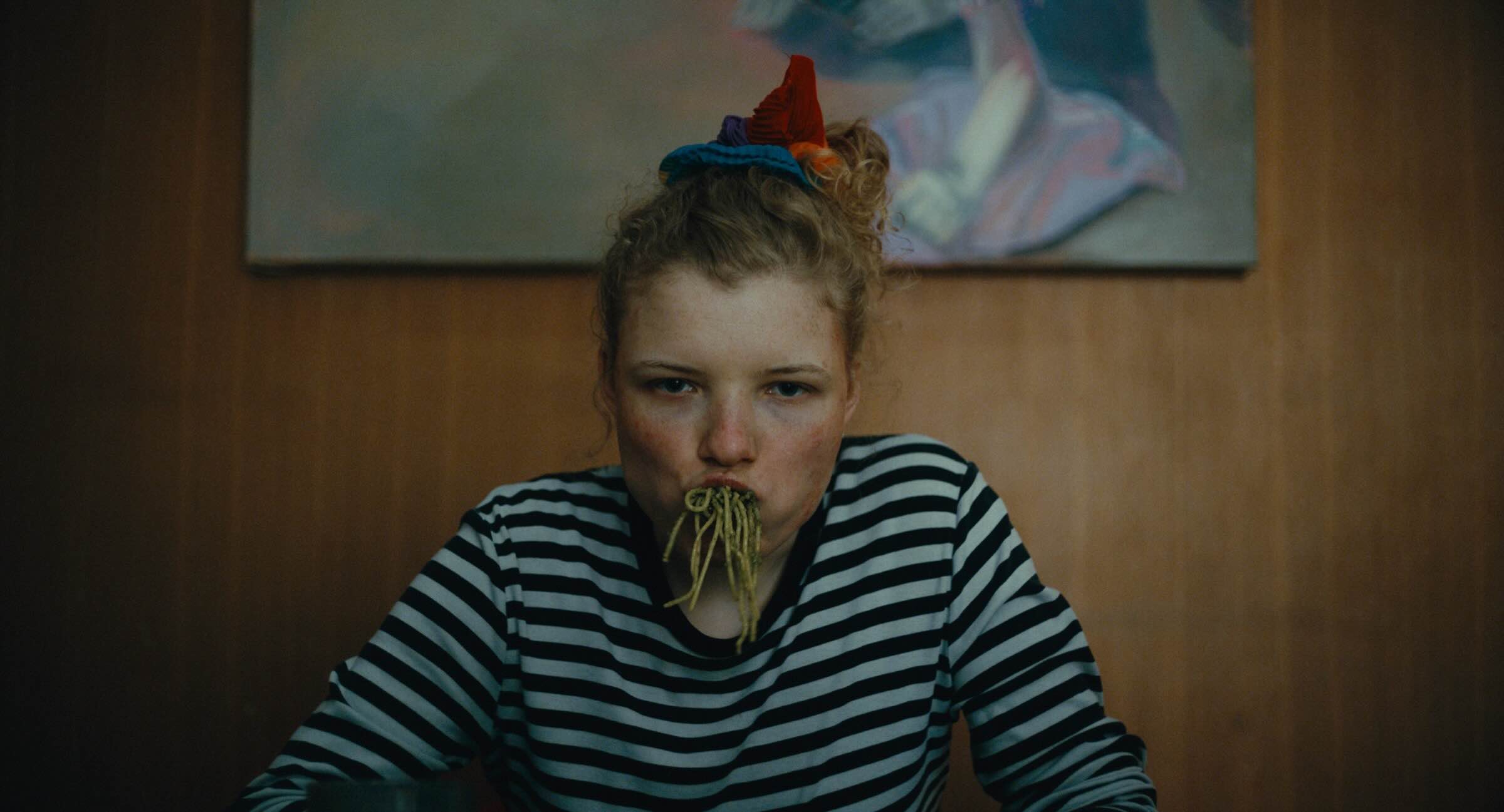 Berlinale 2025: crítica de «How to Be Normal and the Oddness of the Other World», de Florian Pochlatko (Perspectives)
