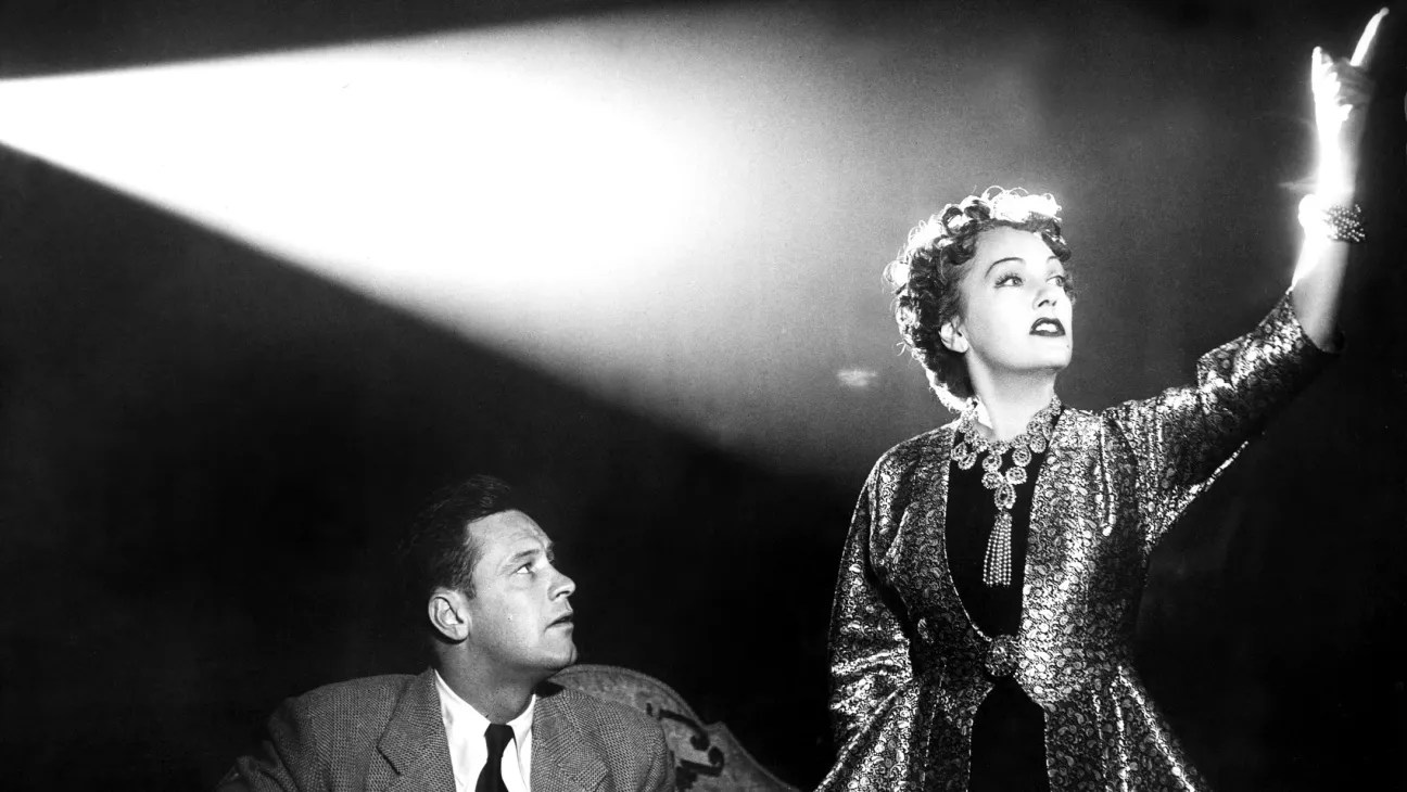 ‘Sunset Boulevard’ at 75: Hollywood Looks in the Mirror