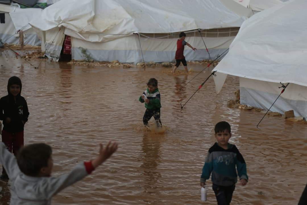 Floods in north Syria destroy camps hosting 40,000 people Middle East