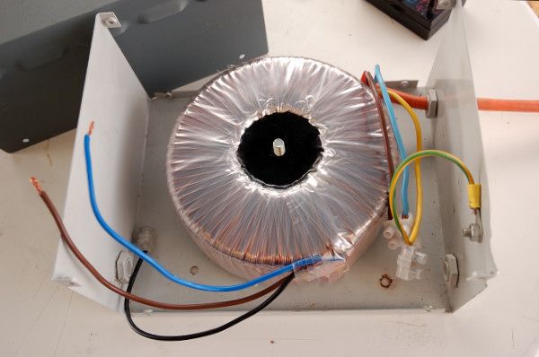 Spannungswandler 220v 110 V Mikrocontroller Net