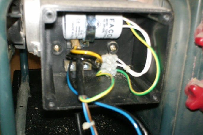 Ich lag mit meinem vater in seinem bett, und wir spielten: KreissÃ¤ge funktioniert nicht - Mikrocontroller.net