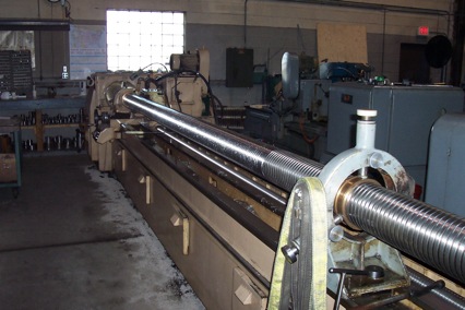 The bullard vertical turret lathe was and still is the backbone of many industries, most notably oil & gas production. Hobbing / Threading | Milan's Machining | Your Full