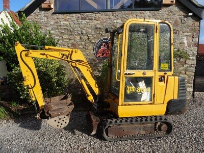 JCB 8014 MINI DIGGER, 1.5 tonne, EXCAVATOR, 3 buckets, full cab JCB 8014 MINI DIGGER, 1.5 tonne, EXCAVATOR, 3 buckets, full cab