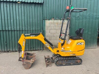 2019 JCB 8008 Micro Mini Digger C/w 3 buckets - Expanding Tracks - 975 Hours 2019 JCB 8008 Micro Mini Digger C/w 3 buckets - Expanding Tracks - 975 Hours