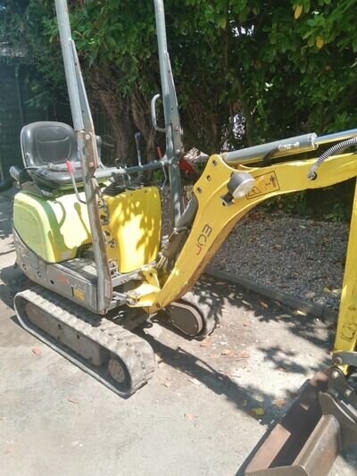 Mini Micro digger. 2017 Wacker Newson. Yanmar 2500hrs £ 6795 No VAT Coventry Mini Micro digger. 2017 Wacker Newson. Yanmar 2500hrs £ 6795 No VAT Coventry