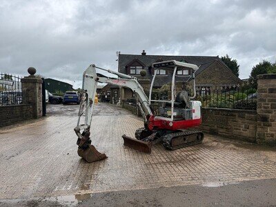 2007 TAKEUCHI TB016 MINI EXCAVATOR 1.6 TON DIGGER MINI DIGGER TRACKED MACHINE 2007 TAKEUCHI TB016 MINI EXCAVATOR 1.6 TON DIGGER MINI DIGGER TRACKED MACHINE