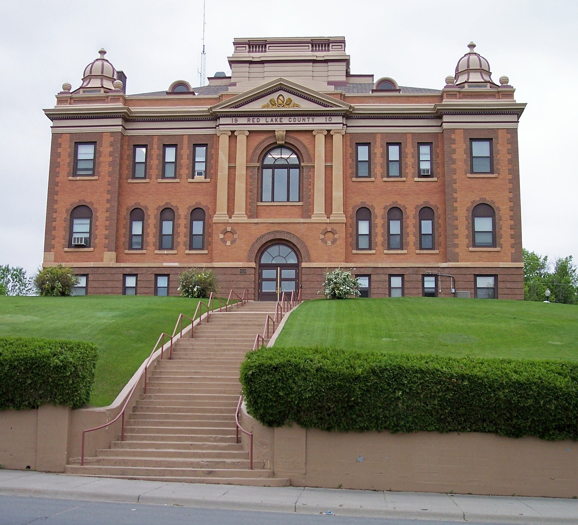 No one is running for Red Lake County attorney. Because not a single attorney lives there.