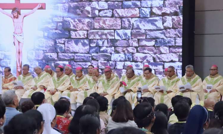 SAGKI 2025, Berjalan Bersama, Peziarah Pengharapan, Gereja Katolik Indonesia, Tahun Yubileum, Konferensi Waligereja Indonesia, KWI, Sinodalitas, Obor Media, Penerbit Obor, Keuskupan agung Jakarta, Kesukupan, Keuskupan Atambua, OMK, Uskup Indonesia, RD. Yudel Neno