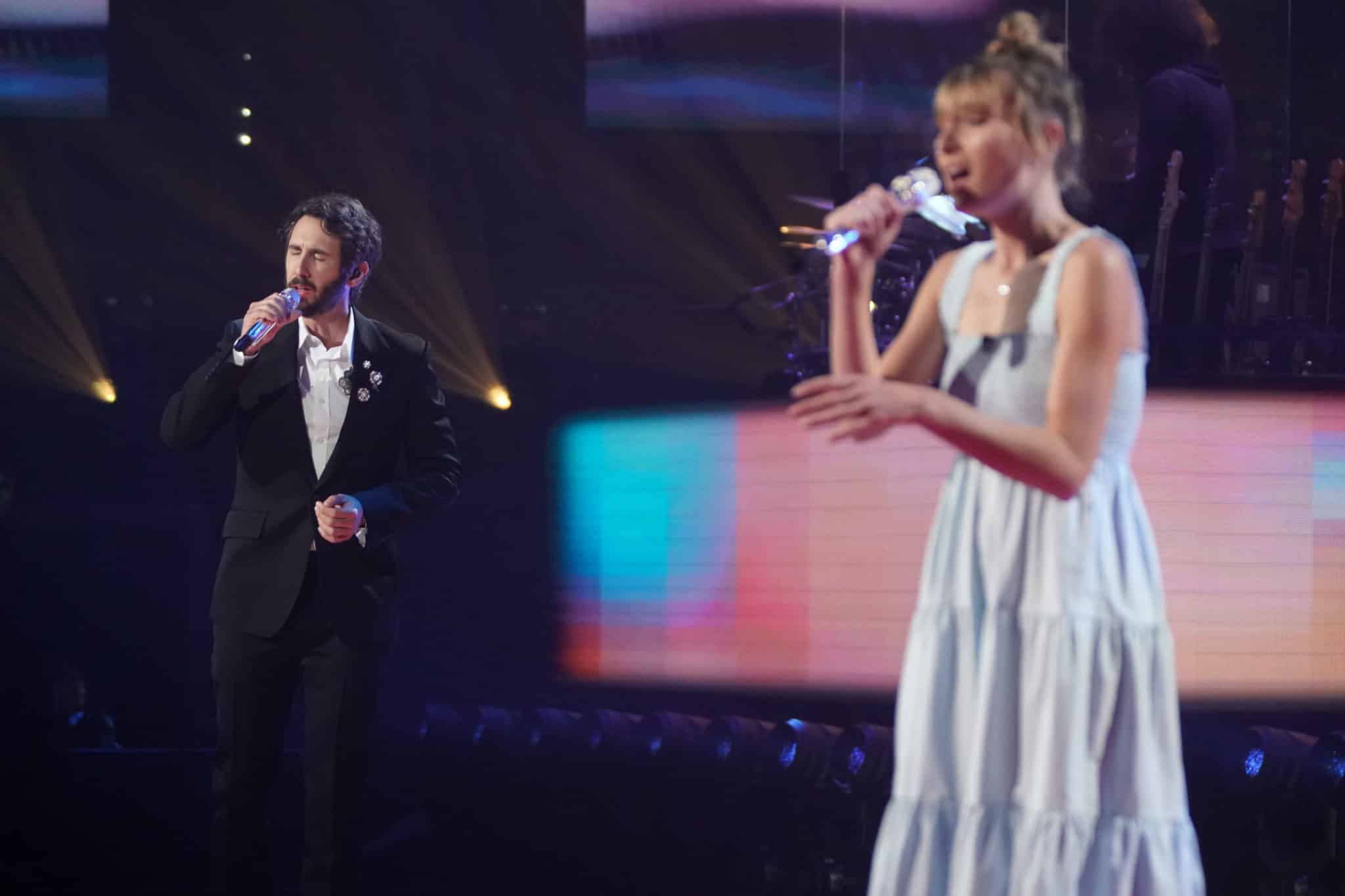 Oct 14, 2021 · spoiler alert: American Idol 2021 Recap Top 24 Solos/All Star Duets Pt. 2 (VIDEOS)