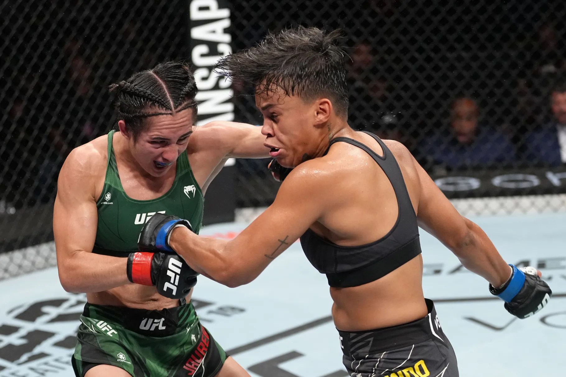 Yazmín Jáuregui vs. Denise Gomes agregada al UFC on ABC 5