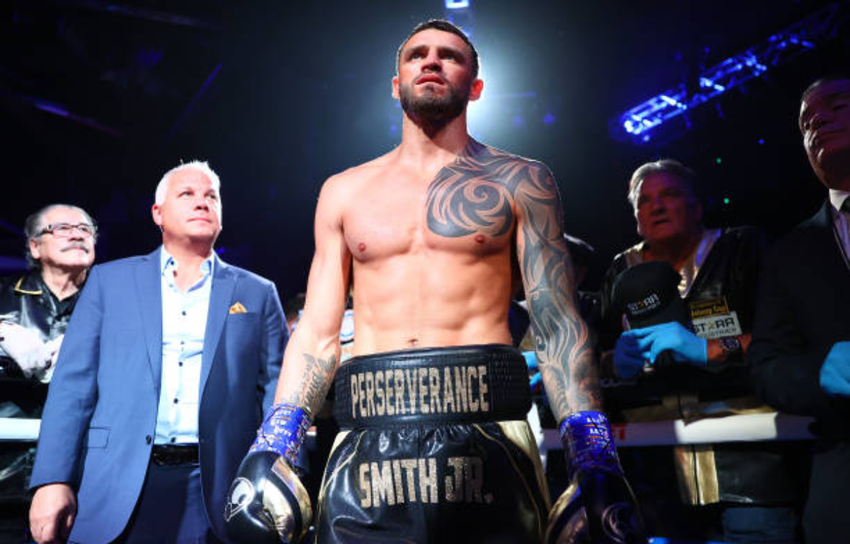 Hermano del ex campeón de boxeo Joe Smith Jr. asesinado a tiros en altercado afuera de un bar