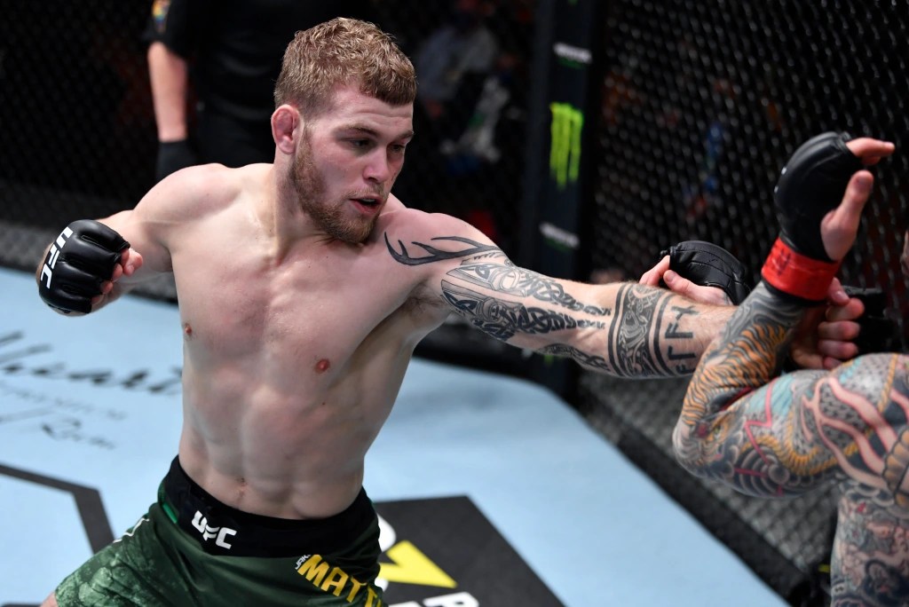 Jake Matthews vs. Phil Rowe añadido al UFC 302 1 Jake Matthews