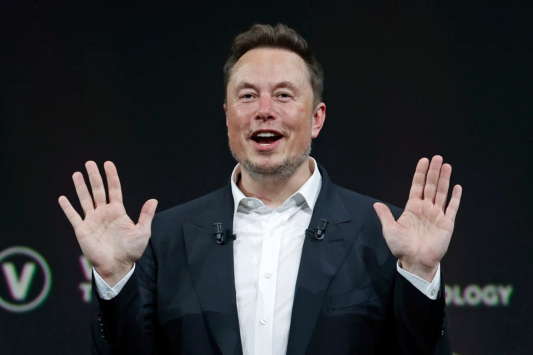 Elon Musk asistirá al UFC Vegas 86, afirma Dana White
