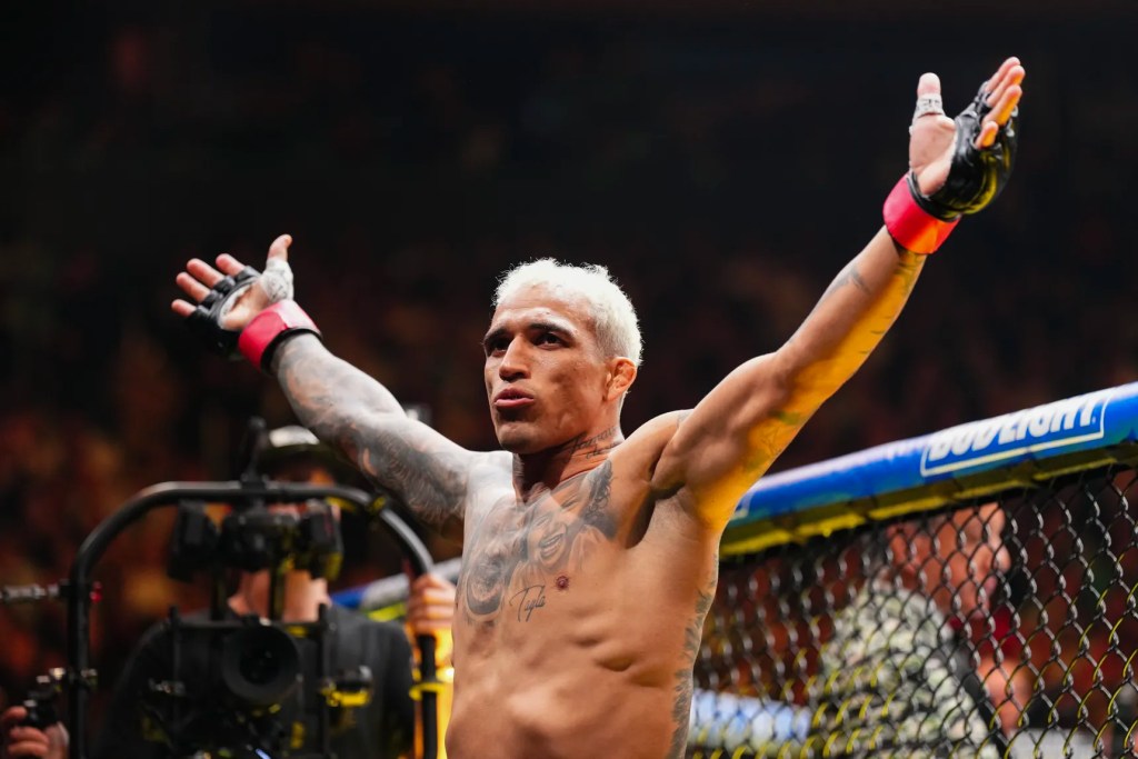 Diego Lopes se ofrece para pelear con Charles Oliveira en el UFC Río 1 Charles Oliveira 1 Diego Lopes se ofrece para pelear con Charles Oliveira en el UFC Río