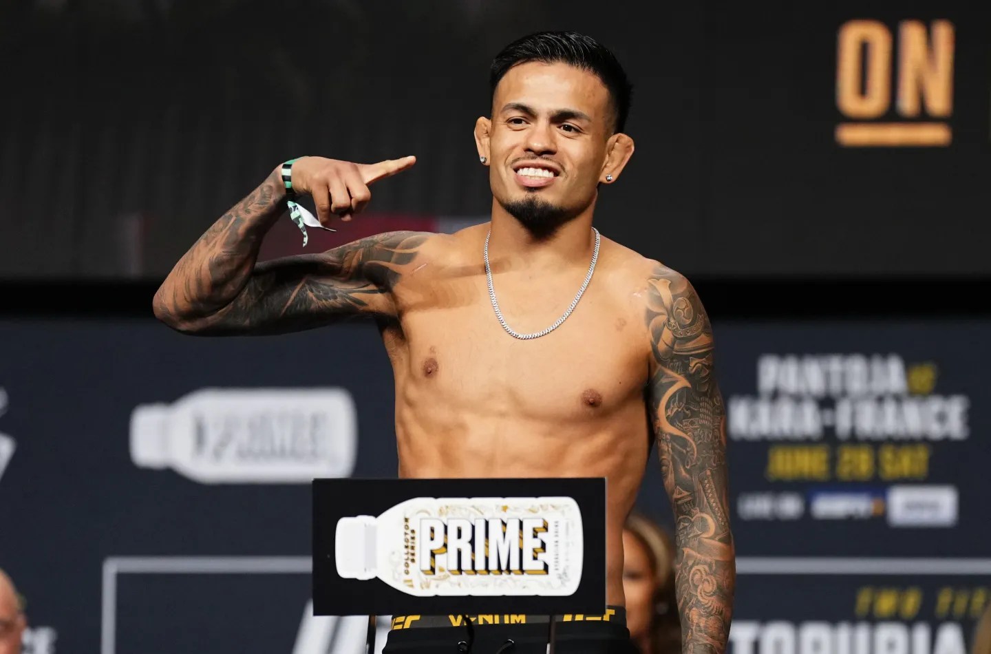 Brandon Royval vs. Manel Kape reprogramada para el UFC Vegas 112