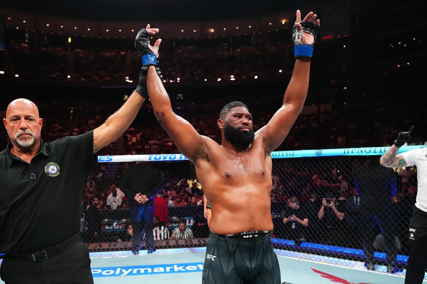 Curtis Blaydes regresa al top 10 de los Pesos Completos