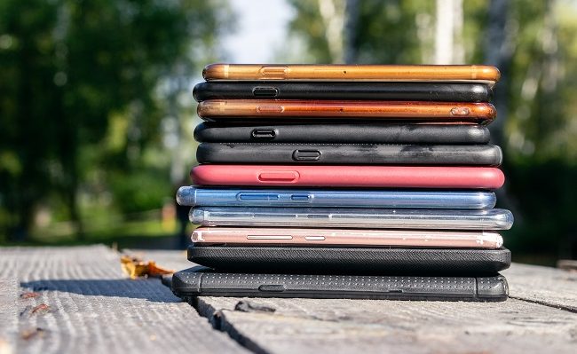 https://i0.wp.com/www.mobileworldlive.com/wp-content/uploads/2019/05/Smartphones_generic_SS-e1556699518415.jpg?fit=650%2C399&ssl=1