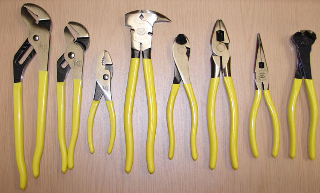 Fence building equipment and tools