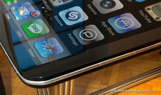 iphone-table