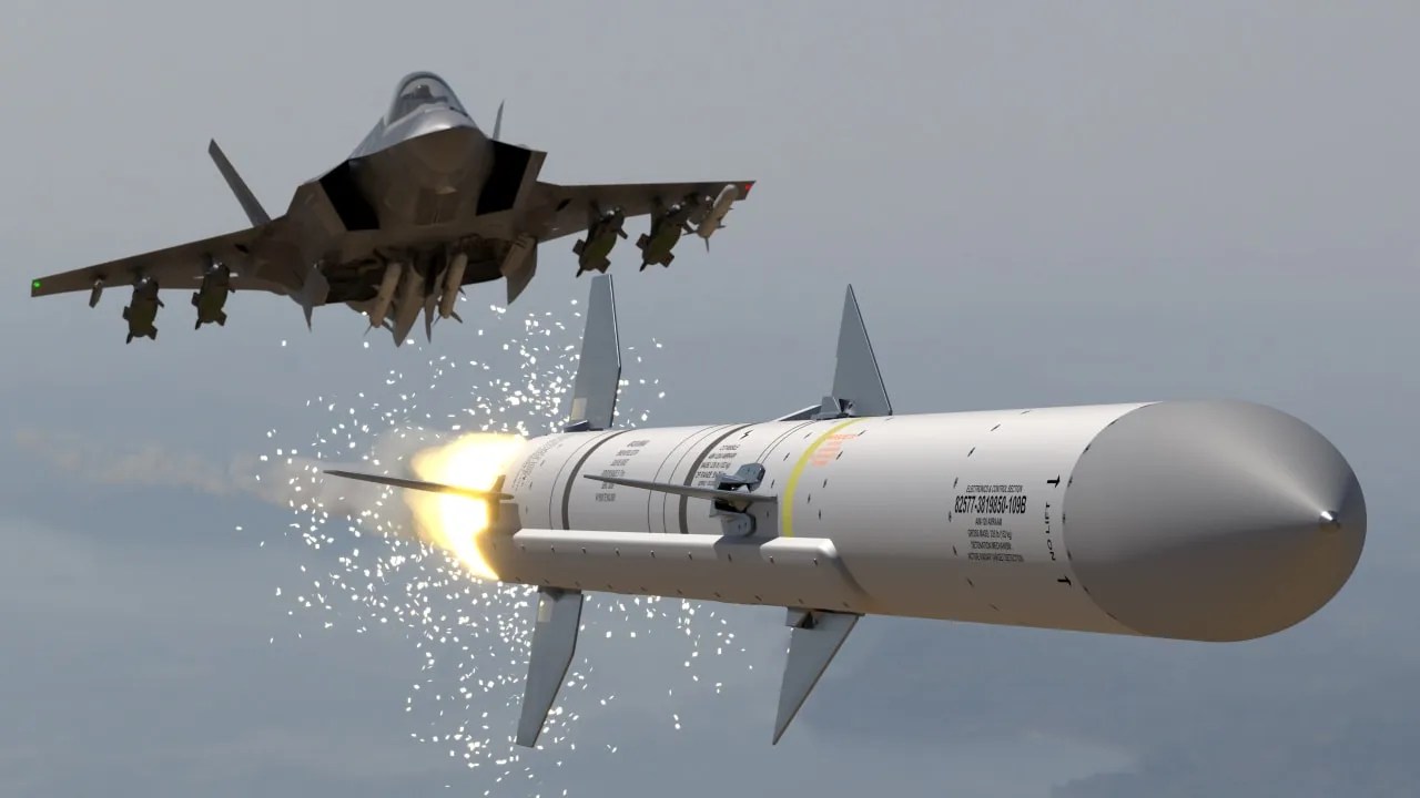 (إسرائيل) تتوقَّعُ أعداءً من السماء فاتخذت هذه الخطوة