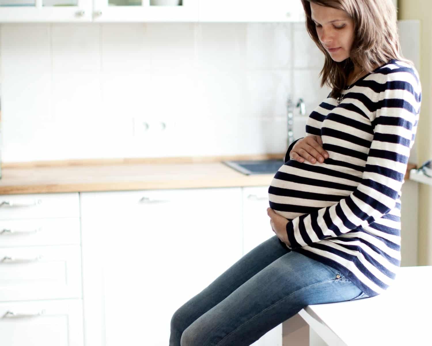 How to Stay Healthy When You’re Pregnant and Working