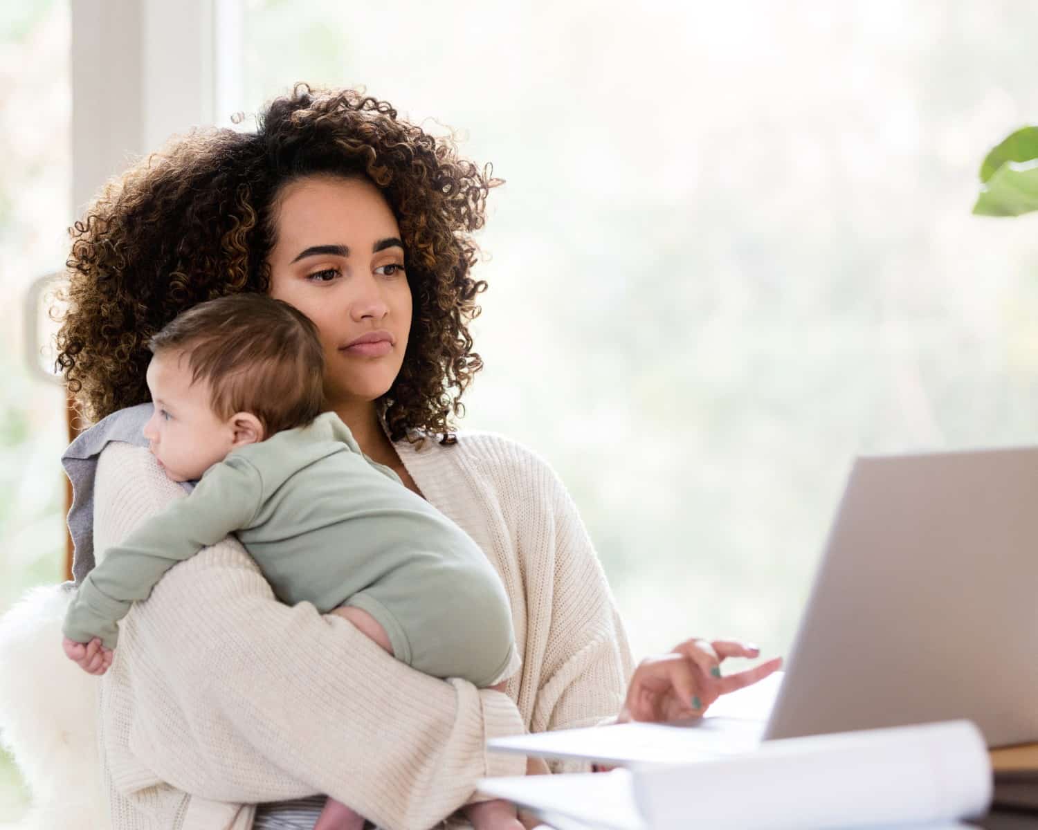 Tips for Juggling a New Baby and a Job