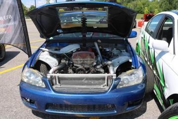九…斗……罵跌!! Lexus IS300居然塞了一具4G63捏XD