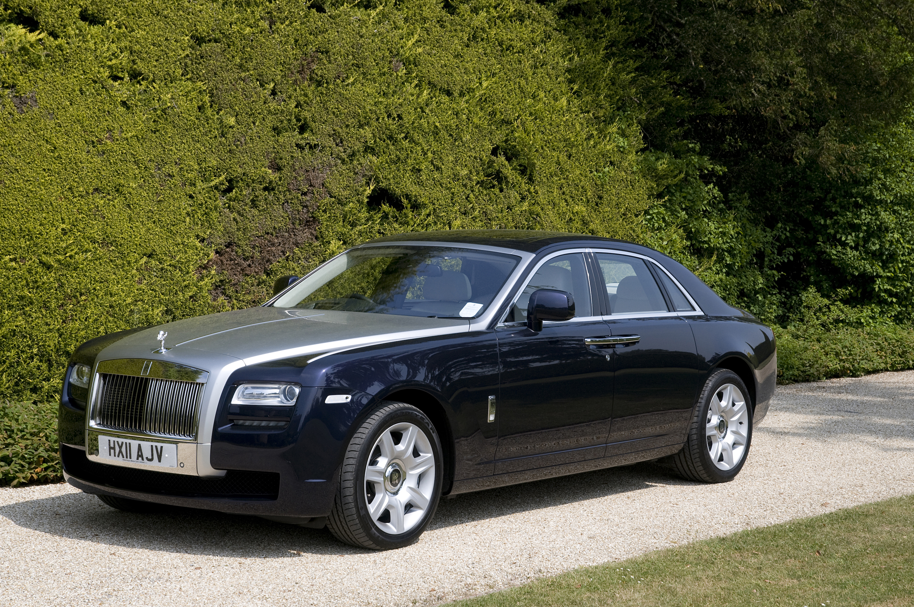 Rolls Royce Secret The Ghost Is 20 Bmw 7