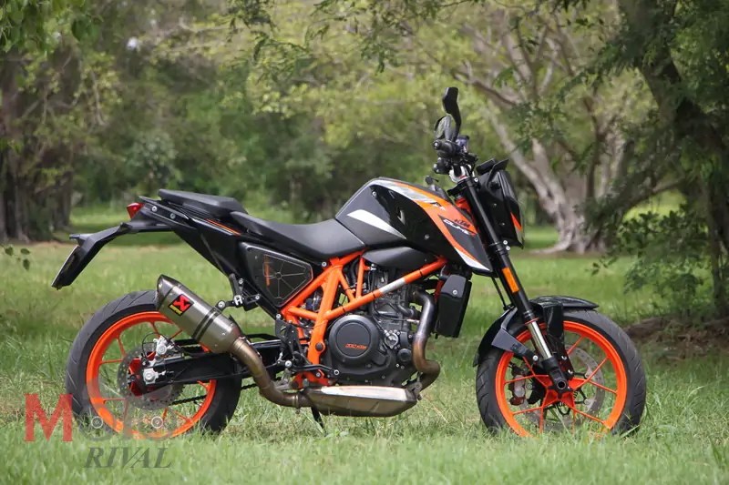 รีวิว 2016 KTM 690 Duke R – TKz Auto Trend