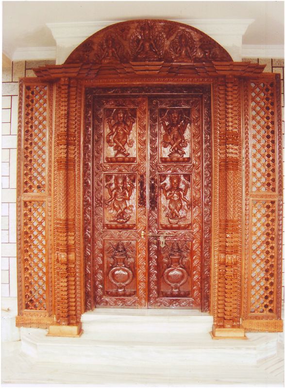 Wooden Carved Main Entrance Door 7ft X 7ft Send Gifts And Money To Nepal Online From Www Muncha Com