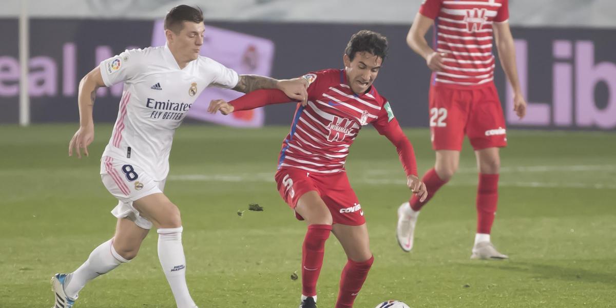 Real madrid feiert einen späten, aber verdienten sieg gegen den fc granada! Vjkaaruhqu Hnm