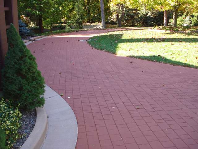 Residential Asphalt, StreetPrint, Driveway Paving, Asphalt Driveway Construction Milwaukee, Printed Driveway, asphalt paving