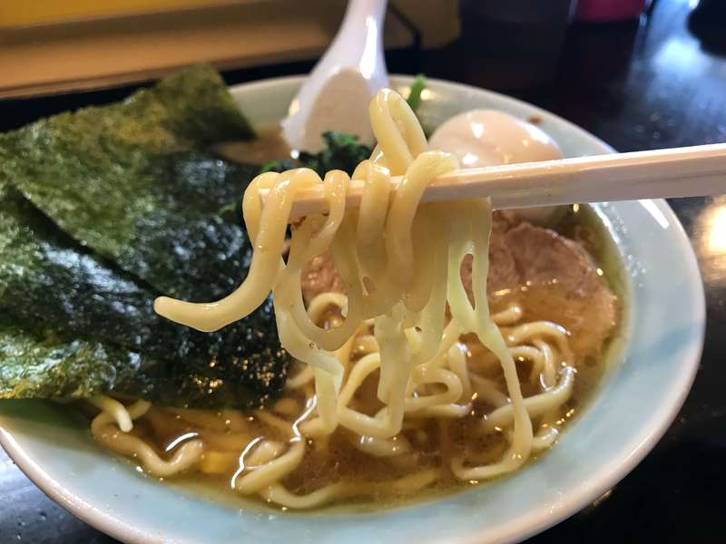 家系ラーメンジェット家の麺