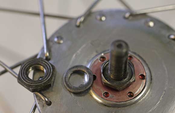 Moyeu de roue avant Ligier, Microcar, Dué