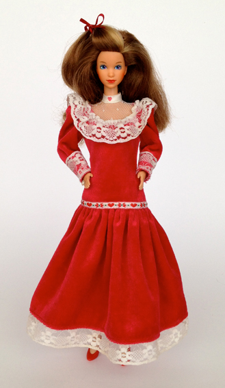 Heart Family Kiss & Cuddle Mom – 1986 – My Barbie Site 567_x_329_jpg