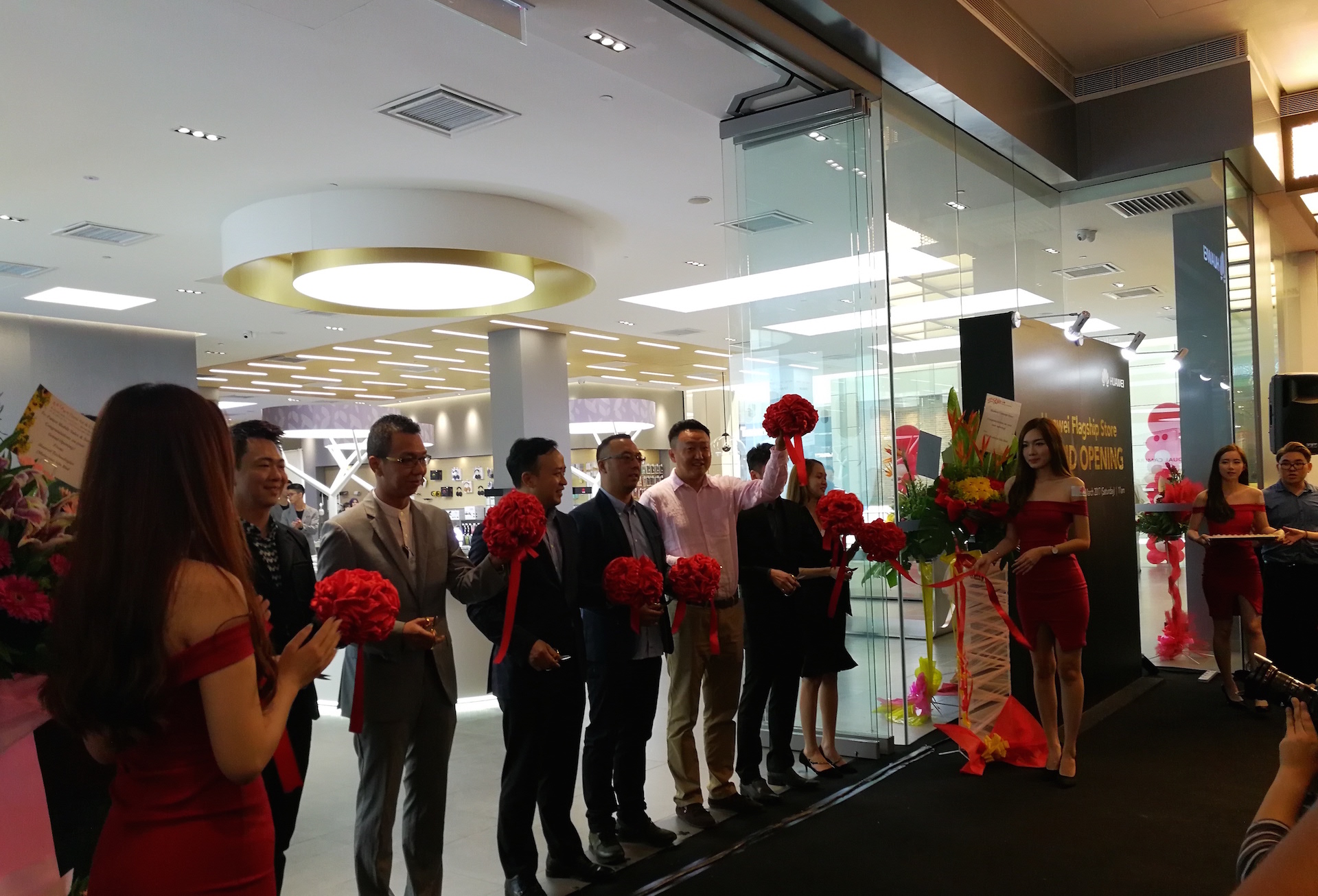 Huawei Launches First Regional Flagship Store In Malaysia