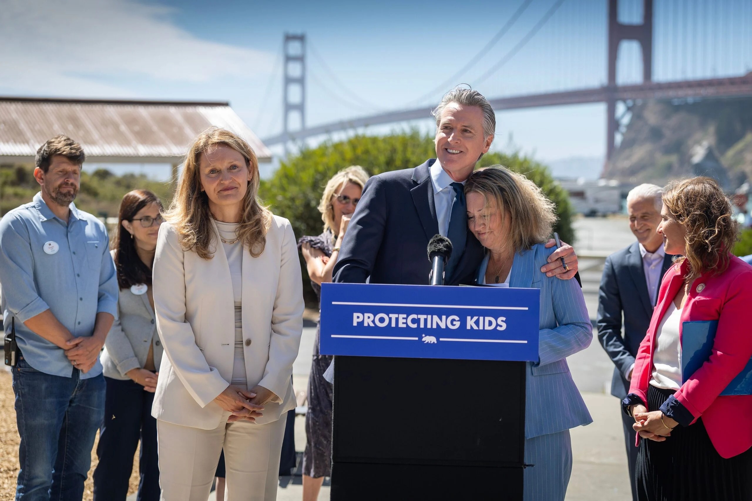 California Enacts New Laws to Regulate AI and Protect Children Online