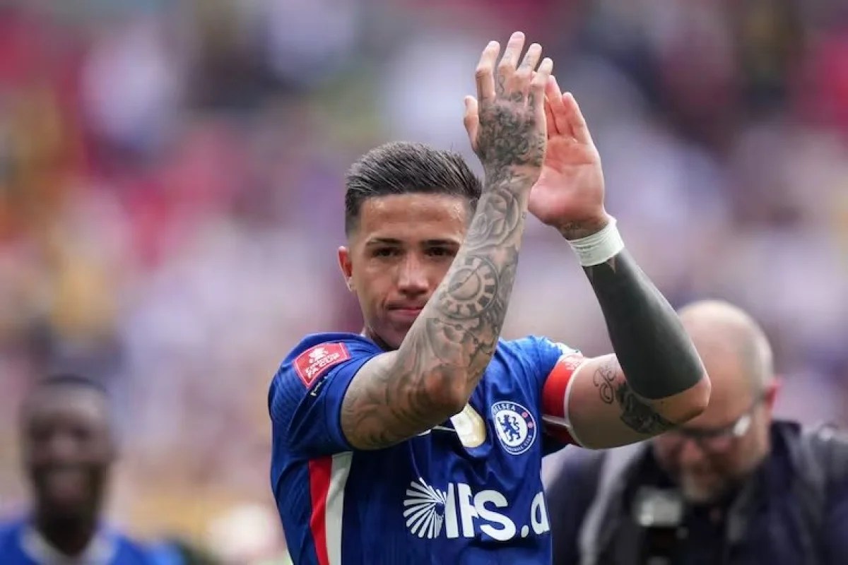 Manchester City Agree to Sign Enzo Fernandez From Chelsea for £125 Million
